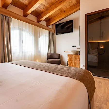 Hotel El Serral Santa Margarida i els Monjos