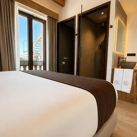 Hotel El Serral 4*